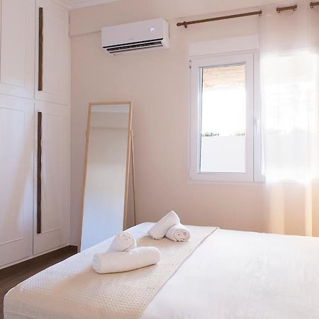 Luxury Apartment With Jacuzzi Close To Acropolis - Living Stone Zircon Atény Exteriér fotografie
