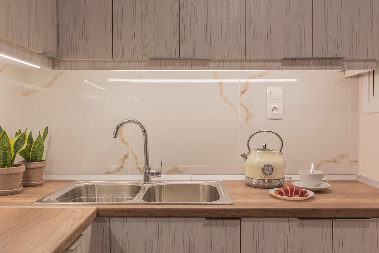 Luxury Apartment With Jacuzzi Close To Acropolis - Living Stone Zircon Atény Exteriér fotografie
